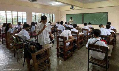 Filipino teenage girls likely to be on track in school than boys — UN study