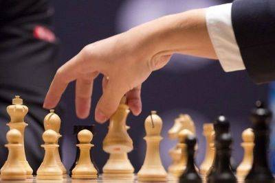 Bagamasbad keeps Asian Srs. crown, nears GM title