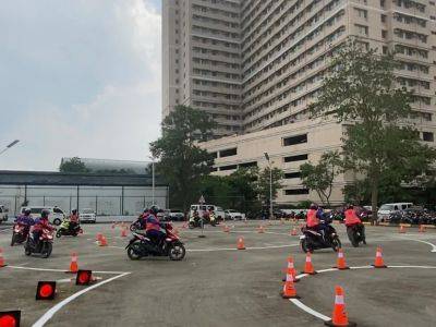 Don Artes - MMDA launches motorcycle riding academy - rappler.com - Philippines - Manila - city Pasig