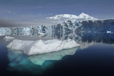 Antarctica sea ice plummets to new record low