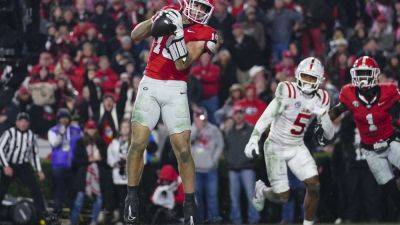AP Top 25: See the full college football poll rankings