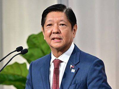 Marcos monitors quake-affected areas during APEC summit
