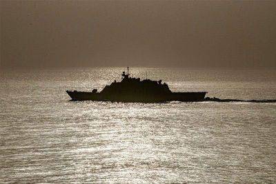 US Navy foils seizure of tanker; Pinoys, others safe