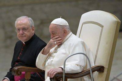 Breathless pope delegates reading as flu persists