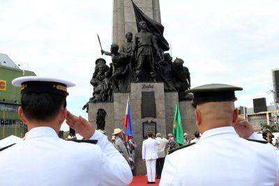 Marcos’ Bonifacio Day message: Love and serve your country