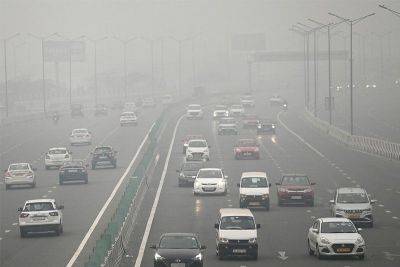 Schools shut as toxic smog engulfs India's capital - philstar.com - India - Bangladesh - city Mumbai - city Delhi