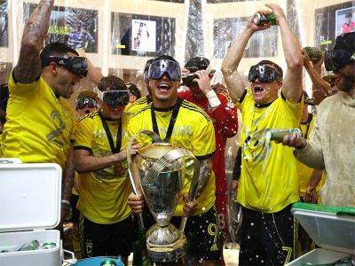 Columbus sink Los Angeles to win MLS crown for third time
