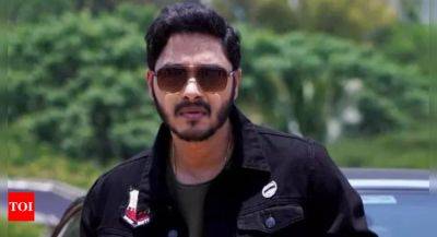 Actor Shreyas Talpade undergoes angioplasty after collapsing of heart attack