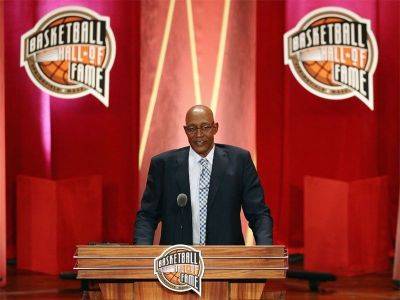 NBA Pacers legend McGinnis dead at 73