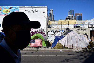 Number of US homeless people hit record level in 2023 — report