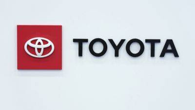 Toyota recalling 1 million vehicles for potential air bag problem
