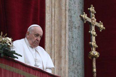 Pope deplores situation in Gaza, calls for ceasefire