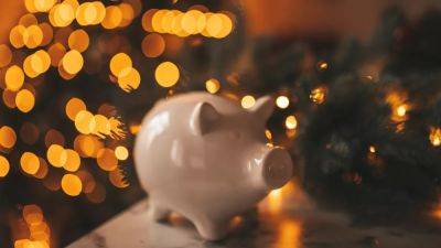 The 13th month: Where in Europe do employers give Christmas bonuses?