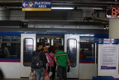 LRT-2, MRT-3 give free rides in celebration of Rizal Day