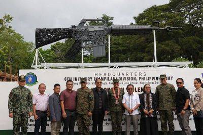 John Unson - Romeo Brawner - Allan Nobleza - Alex Rillera - 6th Infantry Division’s peace monument unveiled - philstar.com - Philippines - county Del Norte