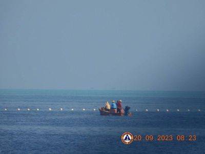 Gaea Katreena Cabico - Jay Tarriela - PCG: China's floating barrier bars Filipino fishers from Bajo de Masinloc - philstar.com - Philippines - China - Manila