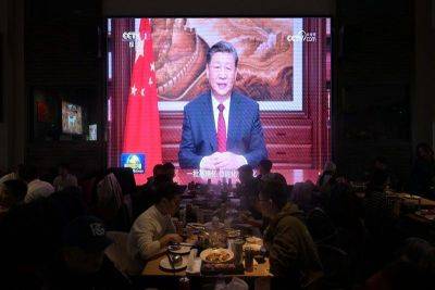 Xi says willing to work with US for stable relationship