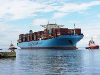 Maersk suspends Red Sea, Gulf of Aden shipments