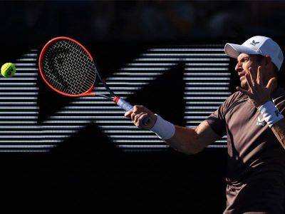 Murray crashes out in Australian Open first round