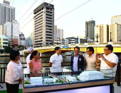 Marcos opens Pasig River devt project