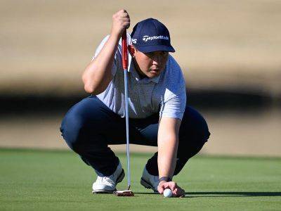 Hoey sizzles with solid 63, trails by one in American Express golf tilt