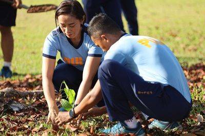 John Unson - Allan Nobleza - Cops plant 10,000 tree seedlings in BARMM provinces - philstar.com - Philippines - region Bangsamoro - county Del Norte - county Camp - region Office-Bangsamoro - city Cotabato, Philippines