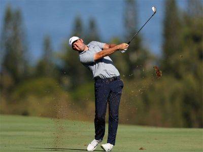 Late birdie lifts Scheffler to PGA Tour lead at Kapalua