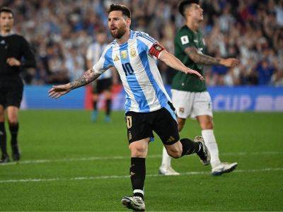 Lionel Messi - Vintage Messi nets hat trick as Argentina pummels Bolivia 6-0 - philstar.com - Colombia - Argentina - Uruguay - Bolivia - city Manila - city Madrid - city Sanchez - Chile