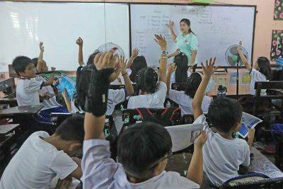 DepEd eyes exclusion of rich students from subsidy