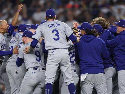 Los Angeles Dodgers beat New York Yankees 7-6 to win World Series