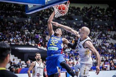 Brownlee embraces Philippine basketball 'hero' reputation
