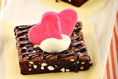 Dolly DyZulueta - Recipe: Chocolate Heart Fudge Brownies for Valentine's - philstar.com - Philippines - city Manila, Philippines
