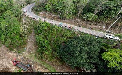 15 Killed After Truck Falls Into Ravine In Philippines
