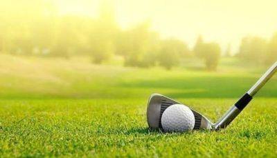 2 teams forge ahead in Southwoods Invitational golf tilt