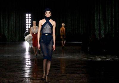 Breast in show: Nude look dominates Paris Fashion Week - philstar.com - Usa - France - New York - city Paris, France