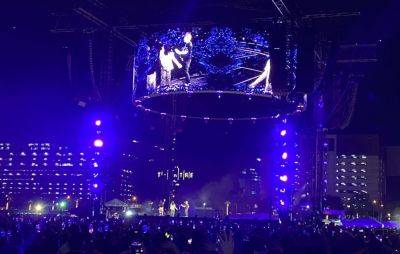 Kristofer Purnell - Ed Sheeran - Chris Martin - Ed Sheeran sings 'Maybe The Night' with Ben&Ben during Manila 2024 concert - philstar.com - Philippines - Britain - city Manila, Philippines