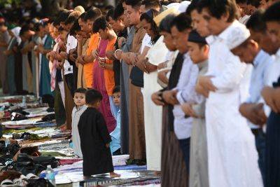 Marcos hinikayat mga Muslim bumuo ng 'lipunang nagmamahalan' ngayong Eid’l Fitr | Pilipino Star Ngayon