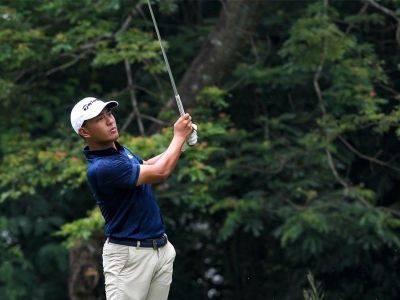 Go presses bid for Japan breakthrough, trails by 2 after 2nd 67