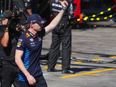 Verstappen 'very happy' at Red Bull but could quit F1 in 2028