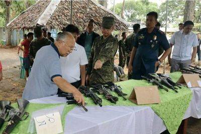 10 NPA 'revolutionary tax' collectors in Bukidnon surrender