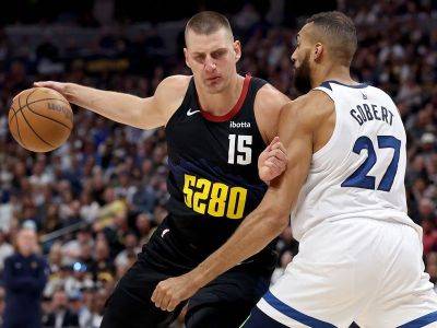 Jokic, Nuggets tame Wolves to go up 3-2