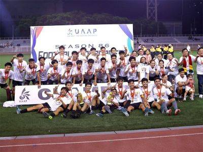 Maroons dethrone Tamaraws to win UAAP men's football crown