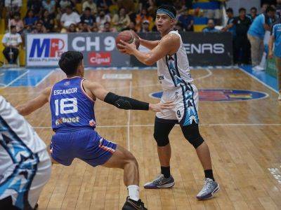 Jinggoy Estrada - Basketball - MPBL: San Juan seizes solo lead; Abra, Caloocan post lopsided wins - philstar.com - Philippines - county San Juan - city Manila, Philippines