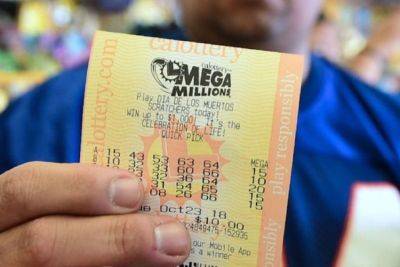 Your chance to win nearly half a billion-dollar US mega millions jackpot now!