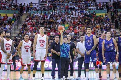 Scottie Thompson - Olmin Leyba - Tim Cone - Christian Standhardinger - Cliff Hodge - Gin Kings, Bolts on even ground - philstar.com - Philippines - city Manila, Philippines