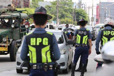 2 MMDA escorts ng gov't official tiklo sa paggamit ng 'police markings' | Pilipino Star Ngayon