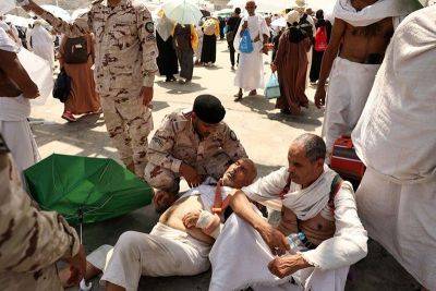 Loved ones search for missing as hajj death toll passes 900 - philstar.com - Egypt - state Indiana - Saudi Arabia - Tunisia - city Riyadh, Saudi Arabia