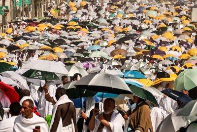 Egypt to prosecute travel agents over hajj 'fraud' — government
