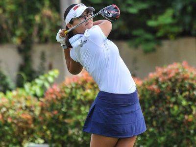 Singson rises above challenges to lead in China LPGA