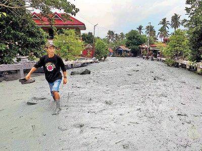 Gilbert Bayoran - Kanlaon eruption: 2 areas under state of calamity - philstar.com - Philippines - city Manila, Philippines